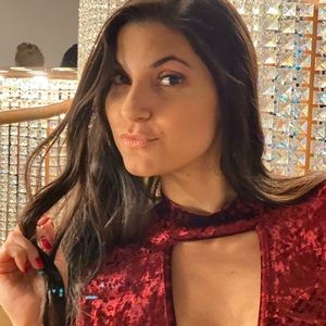 Meet your Posher, Helen